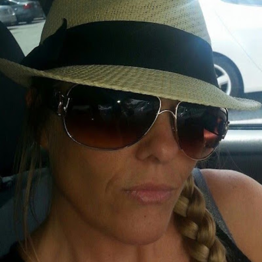 Meet your Posher, Renee